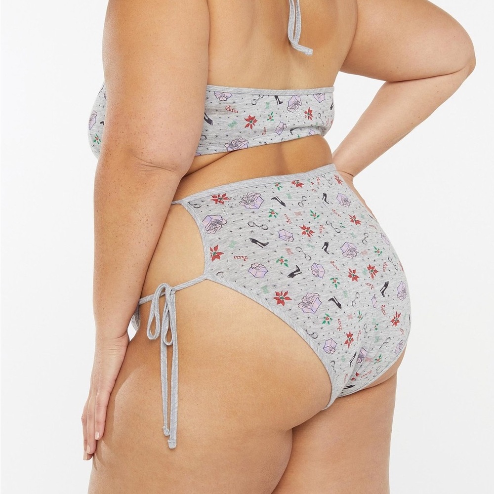 Savage X Fenty Women's Holiday Print Lace-Up Bikini Panties 1X Gray